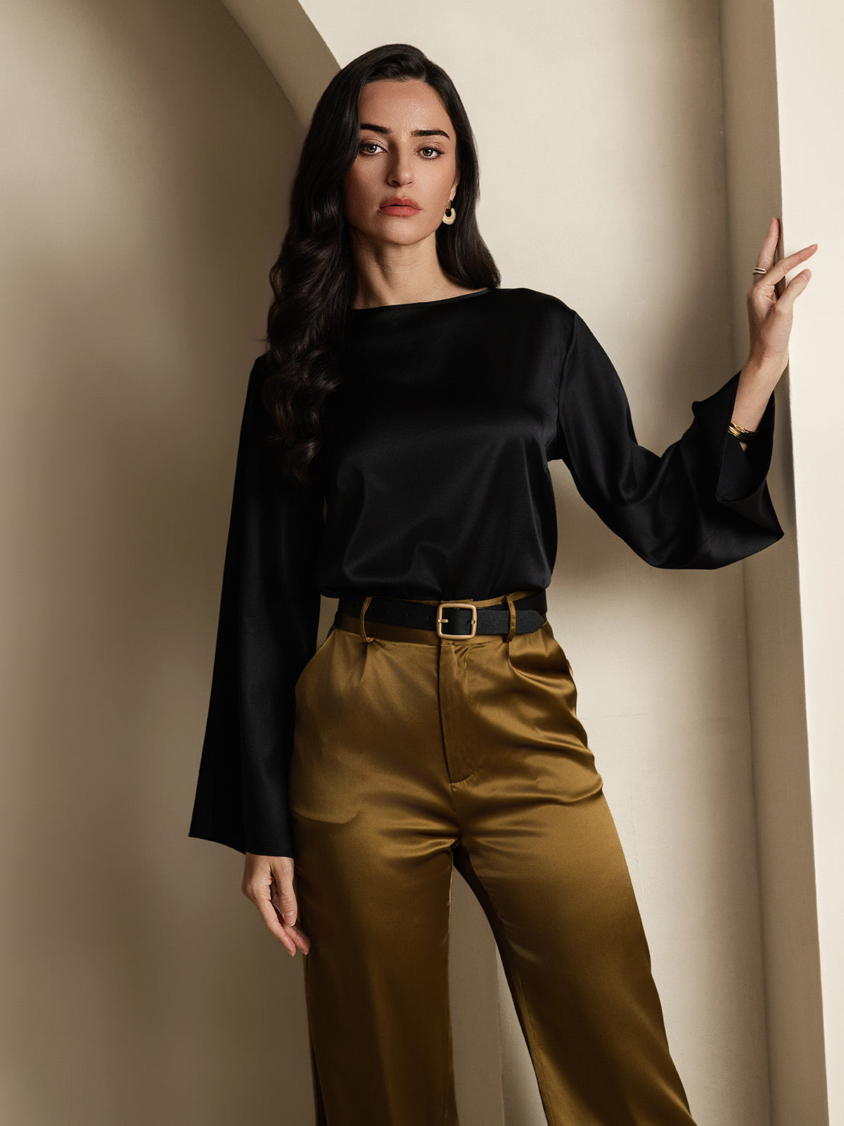 19Momme Silk Relaxed Long-sleeved Blouse