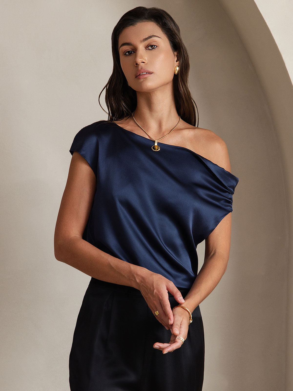 19Momme Silk Chic One-Shoulder Blouse
