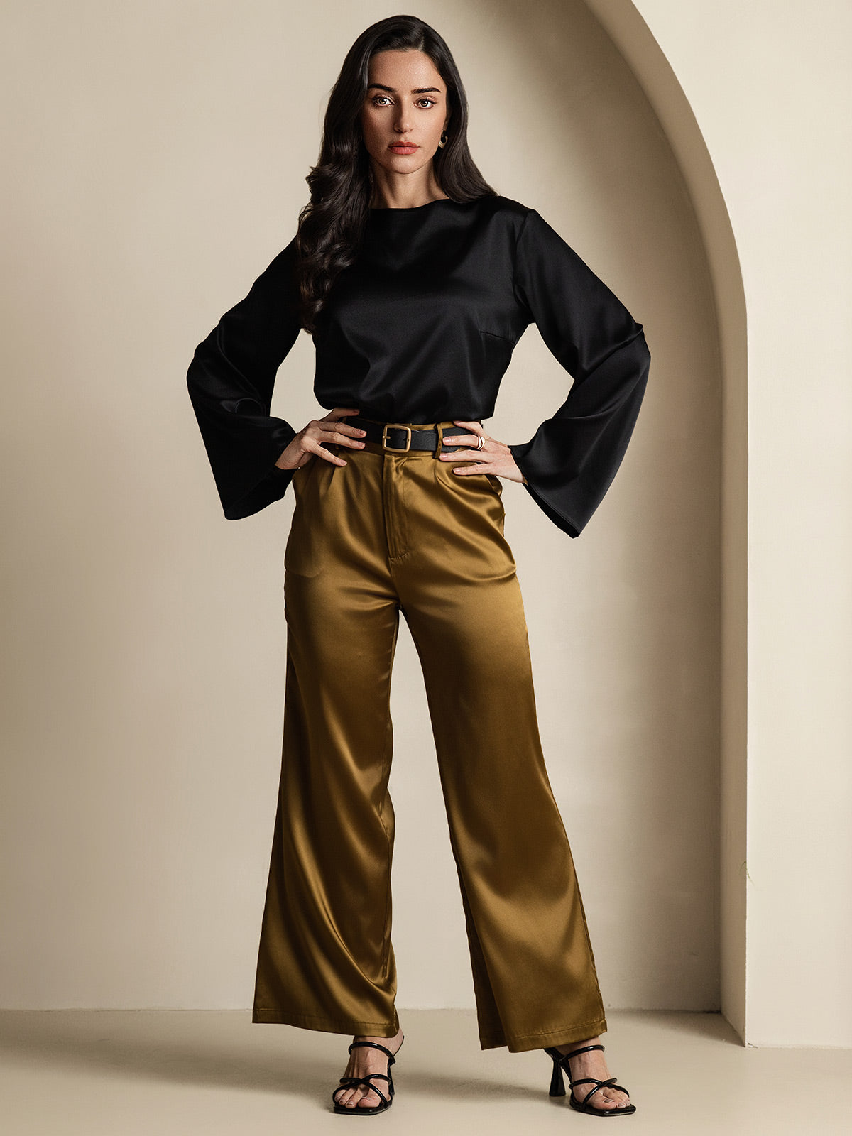 19Momme Silk Relaxed Long-sleeved Blouse