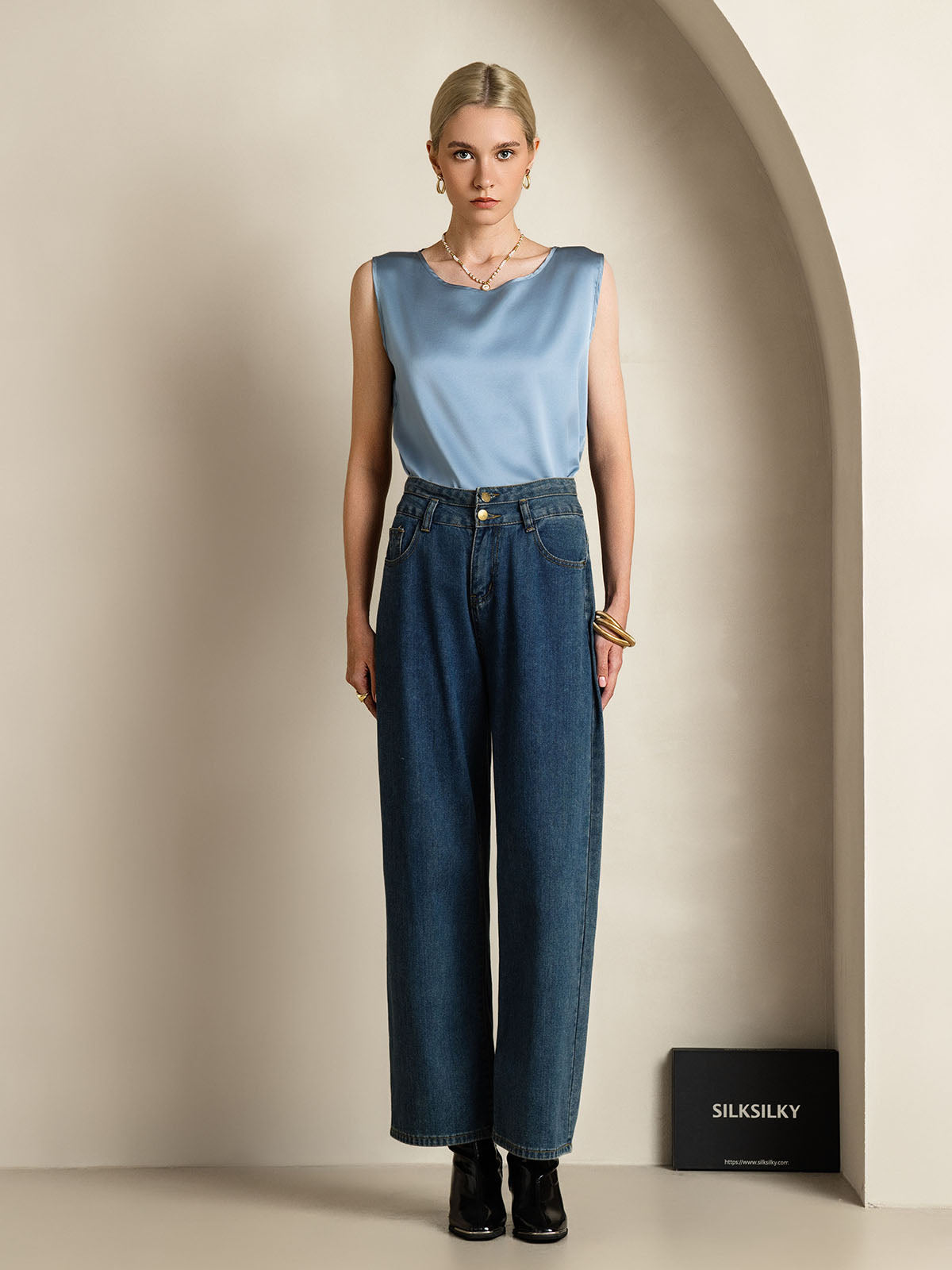 19Momme Silk Lounge Round Neck Tank Top