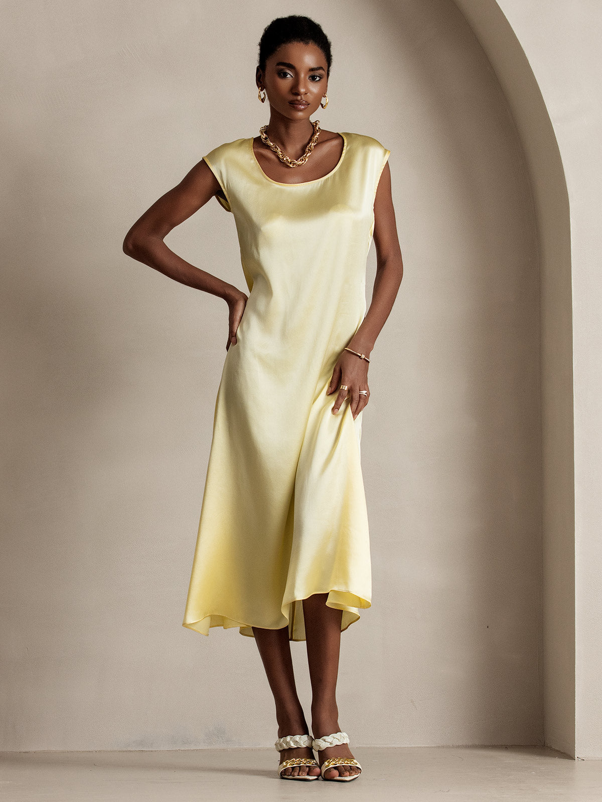 19Momme Silk U-neck Sleeveless Dress