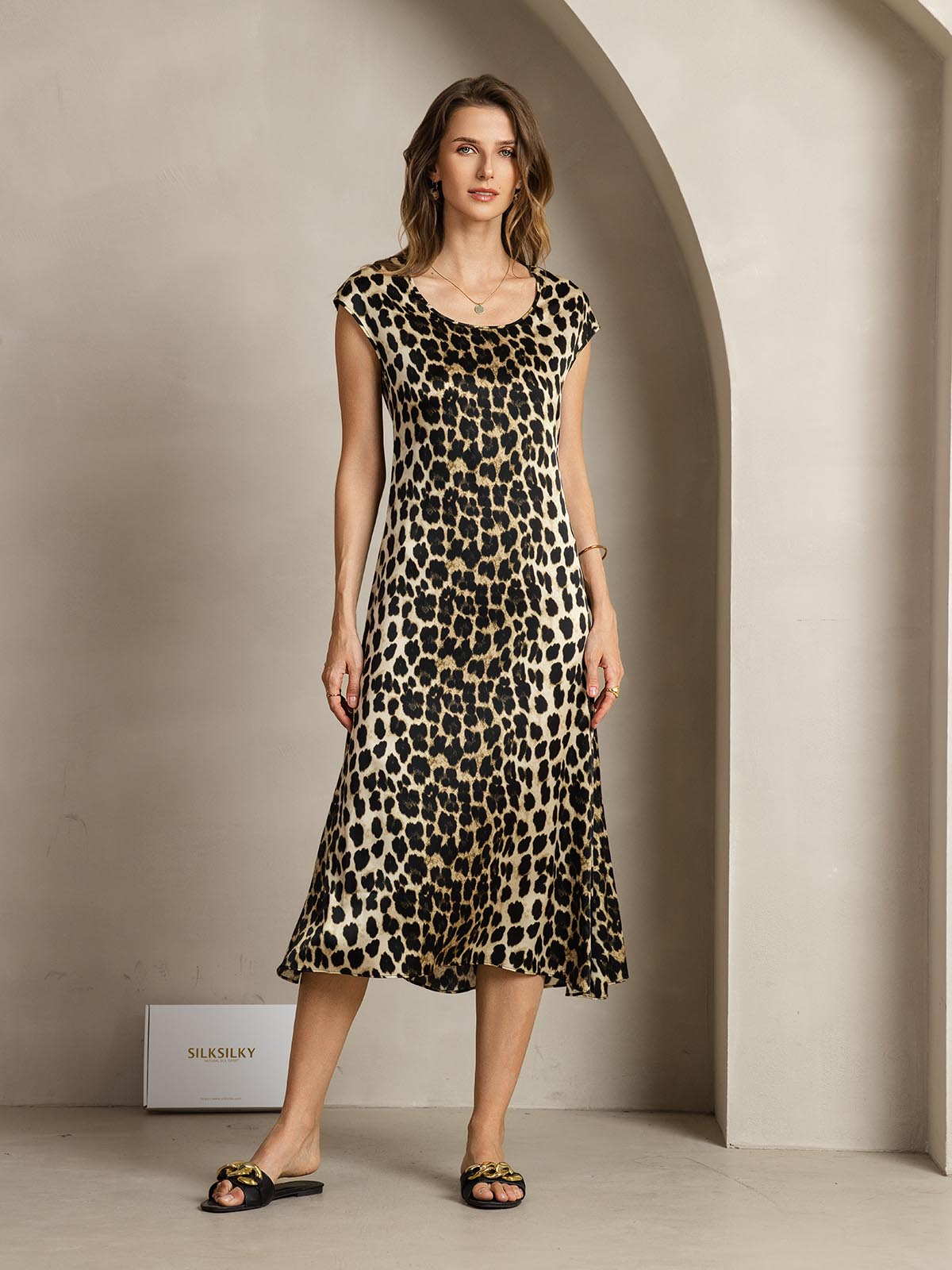 19Momme Silk U-neck Sleeveless Dress