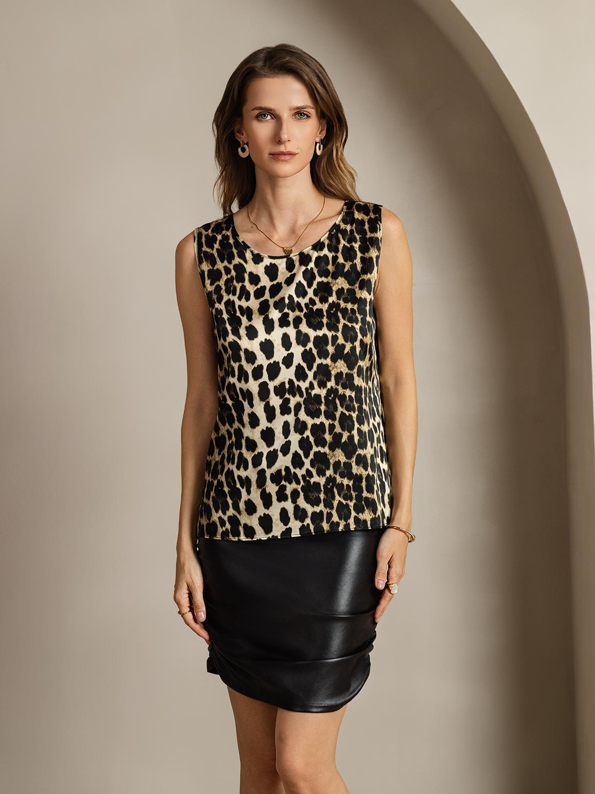 19Momme Silk Lounge Round Neck Tank Top