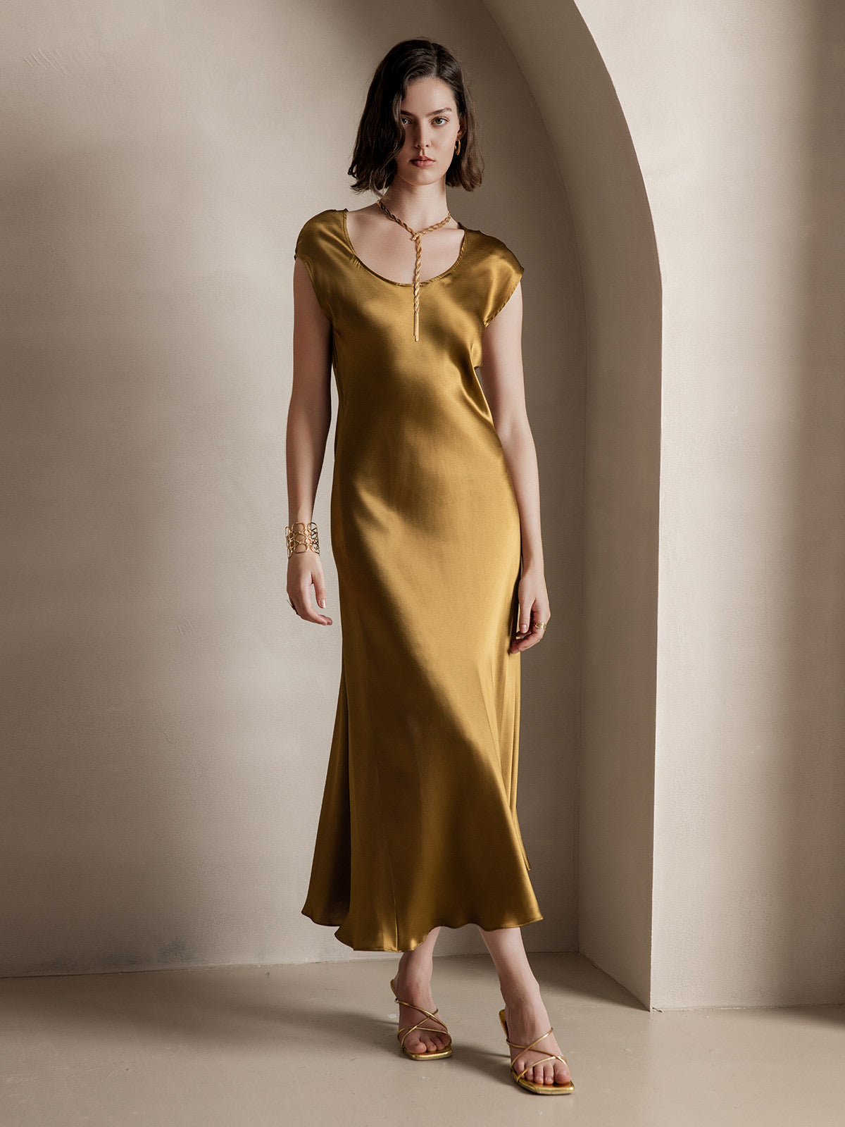 19Momme Silk U-neck Sleeveless Dress