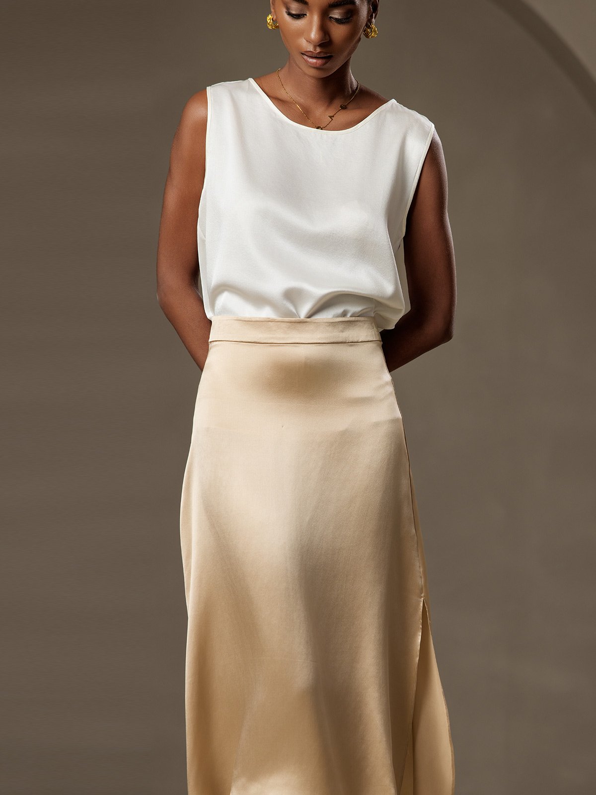 19Momme Silk Lounge Round Neck Tank Top