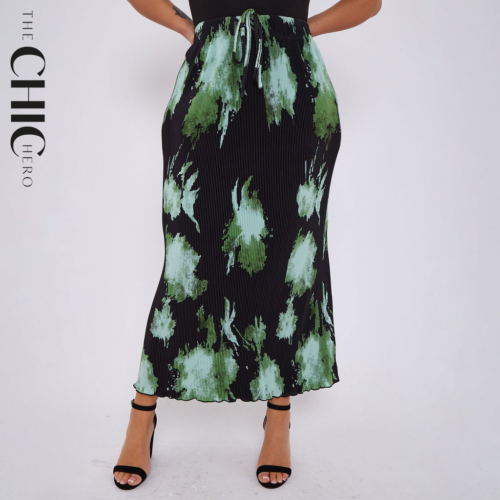 Abstract Green Plus Size Pleated Skirt