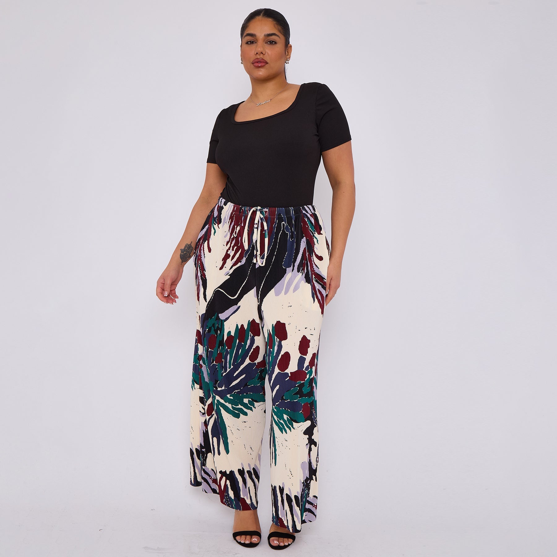 Red Rose Flower Abstract Print Palazzo Pleated Pants With Pockets