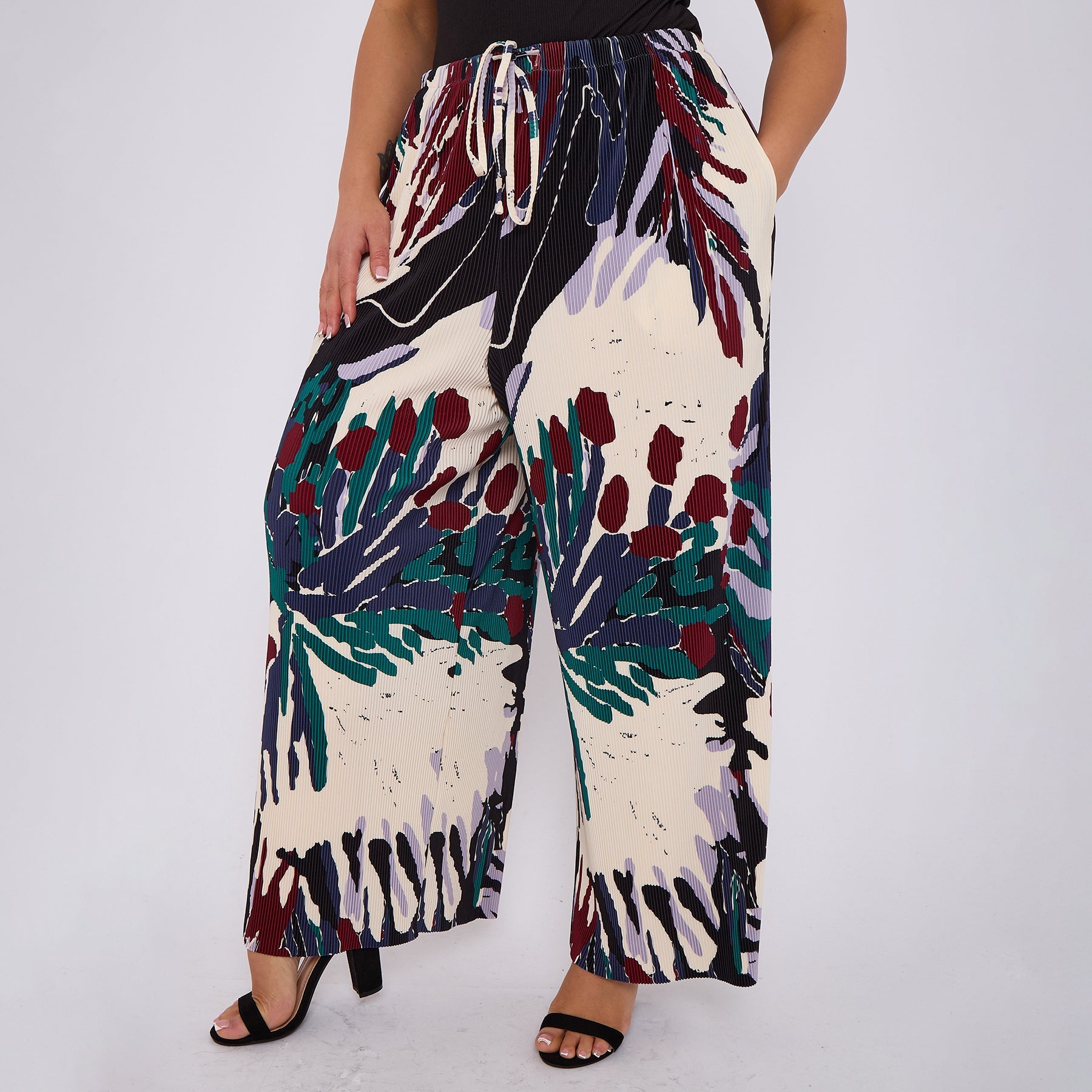 Red Rose Flower Abstract Print Palazzo Pleated Pants With Pockets