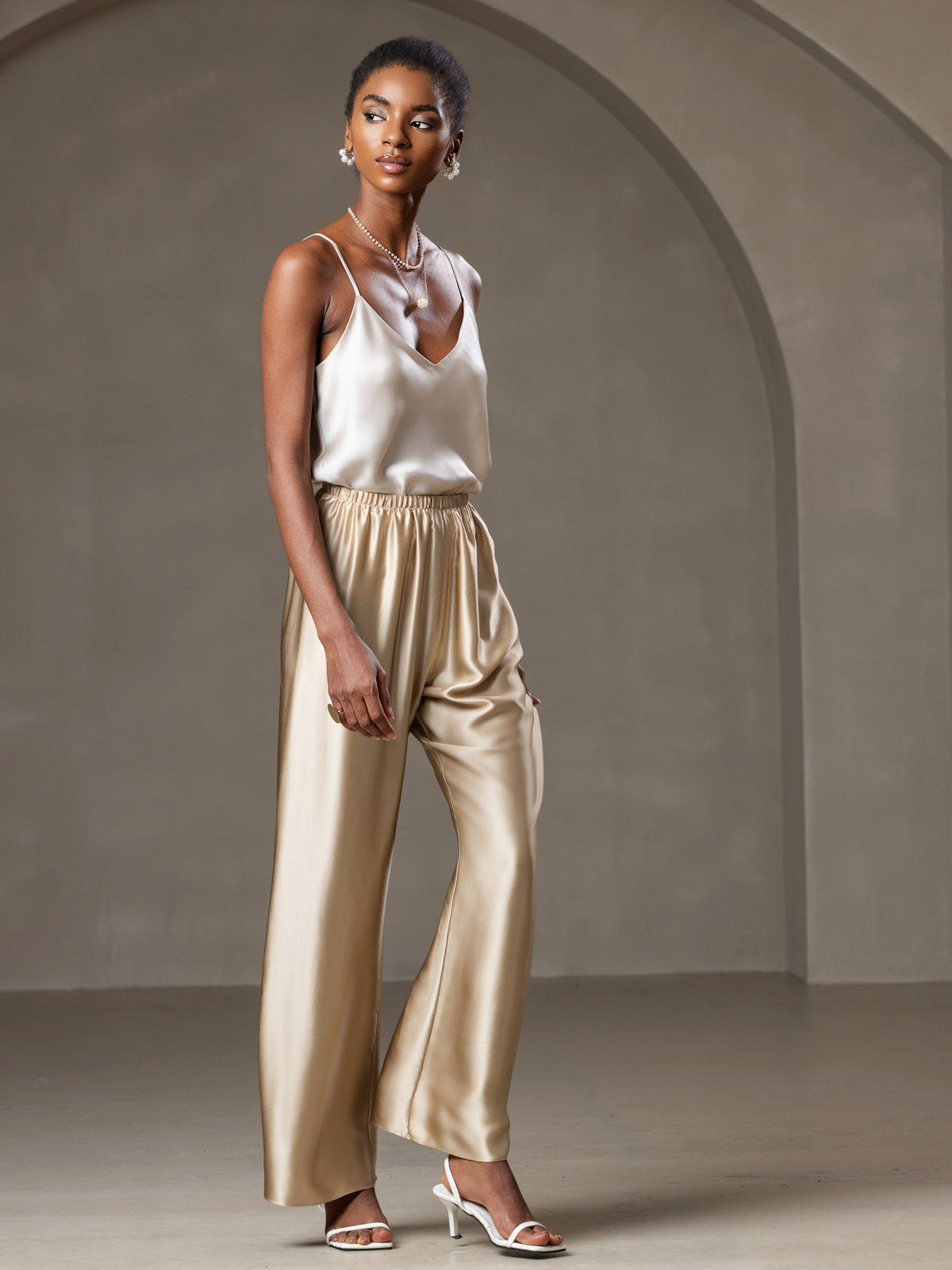 V-neck Pure Silk Spaghetti Straps Camisole Top