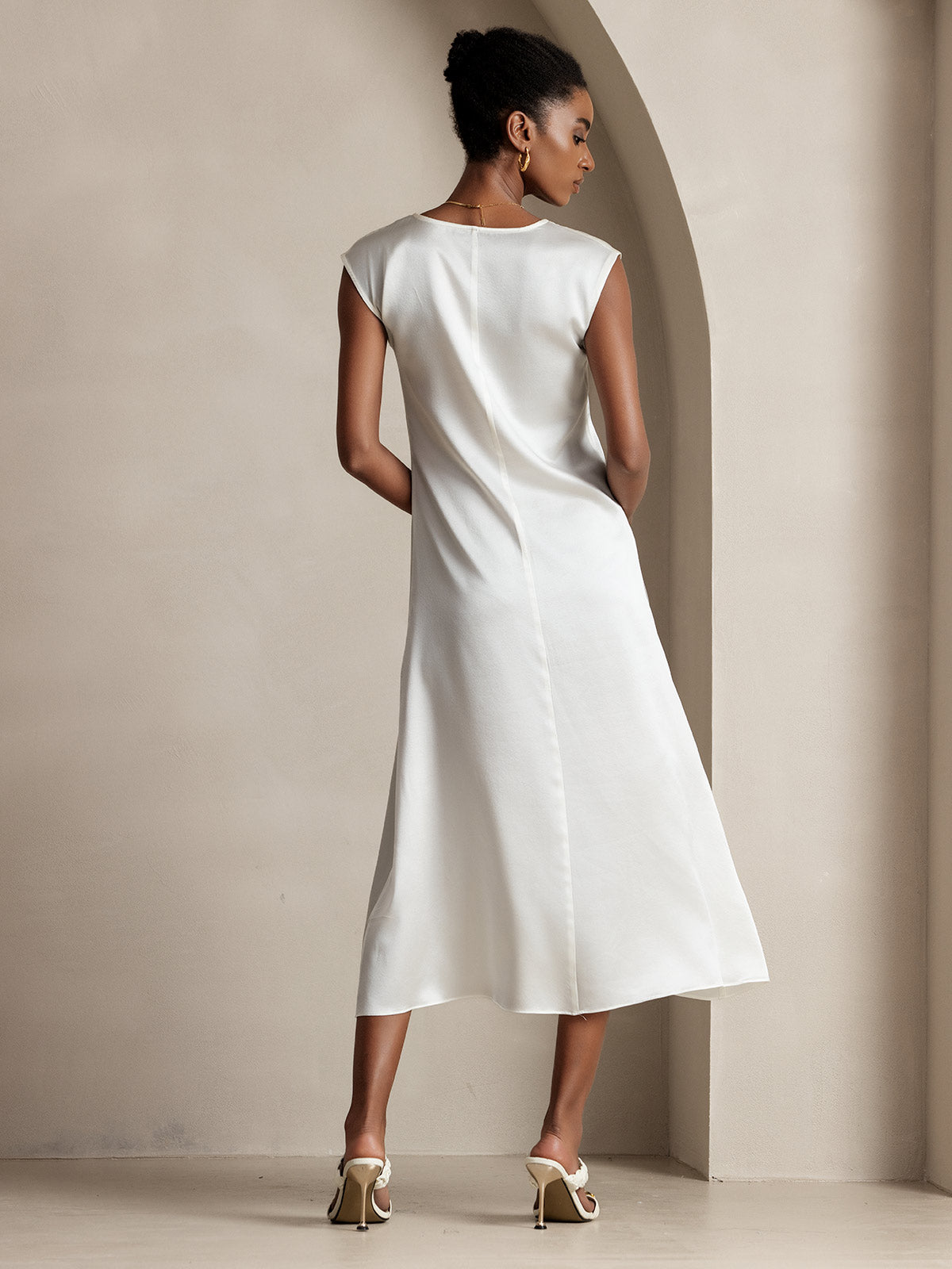 19Momme Silk U-neck Sleeveless Dress