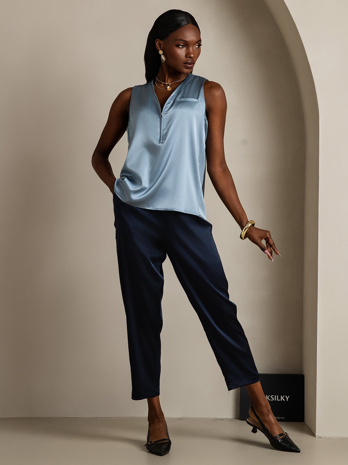 19Momme Silk Sleeveless V-Neck Blouse
