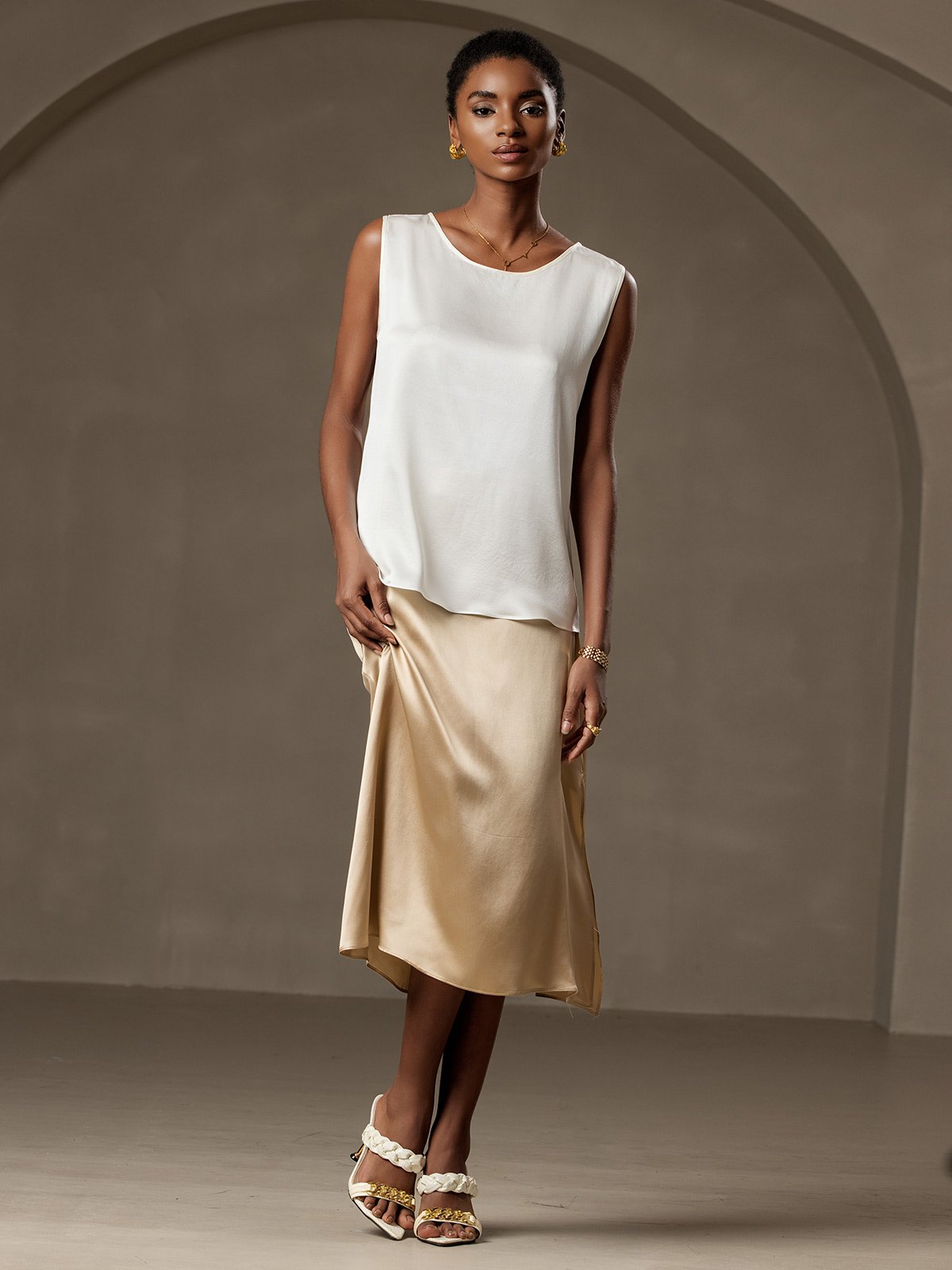 19Momme Silk Lounge Round Neck Tank Top