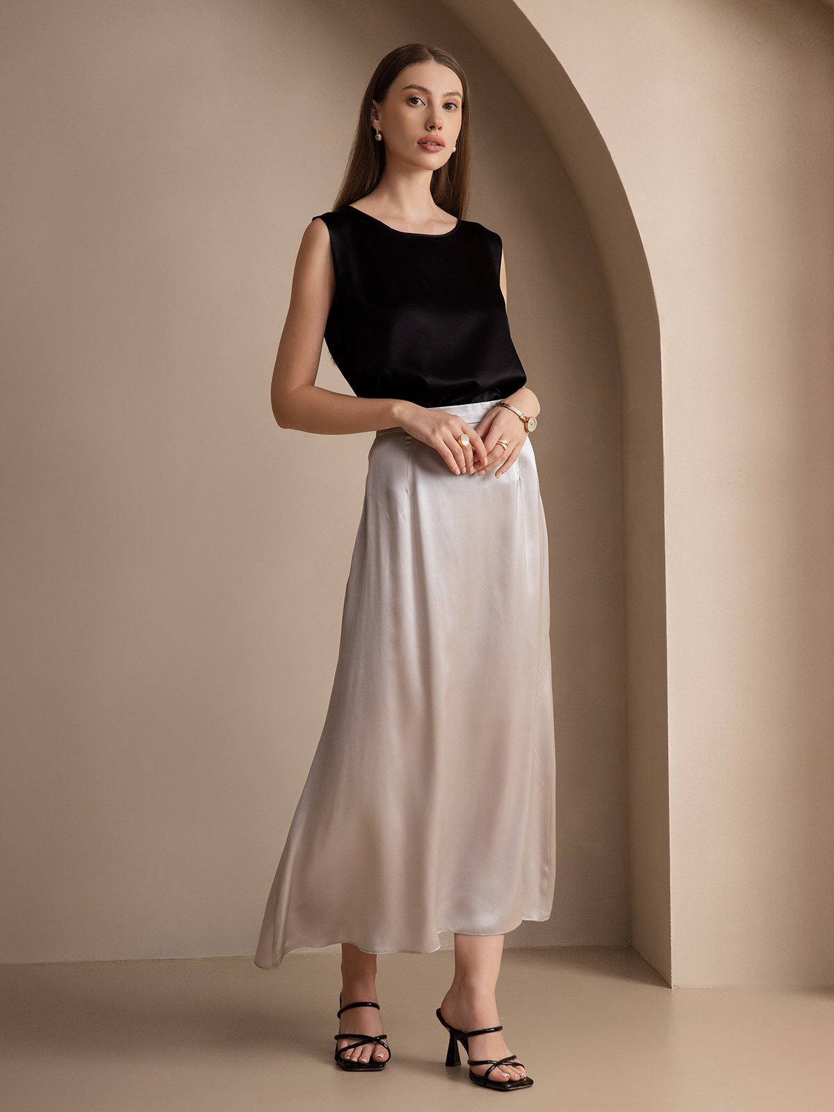 19Momme Silk Lounge Round Neck Tank Top