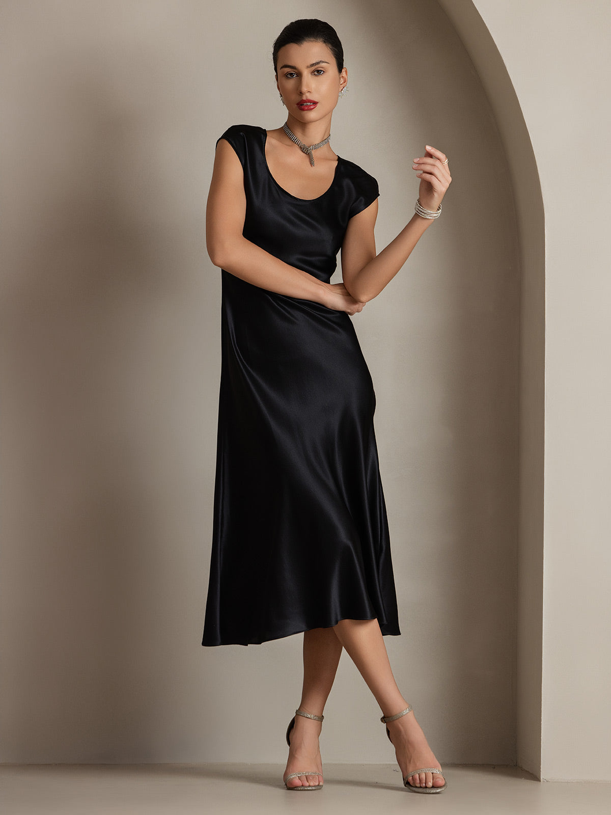 19Momme Silk U-neck Sleeveless Dress