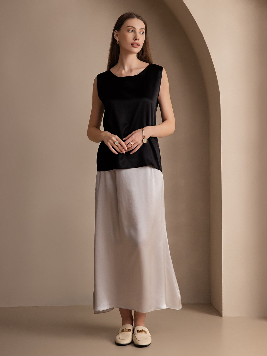 19Momme Silk Lounge Round Neck Tank Top