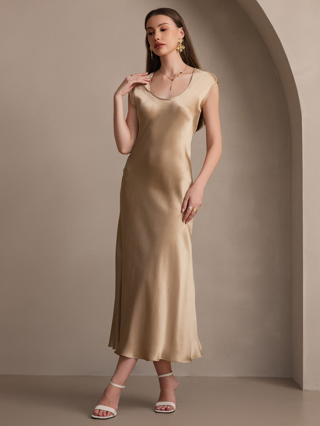 19Momme Silk U-neck Sleeveless Dress