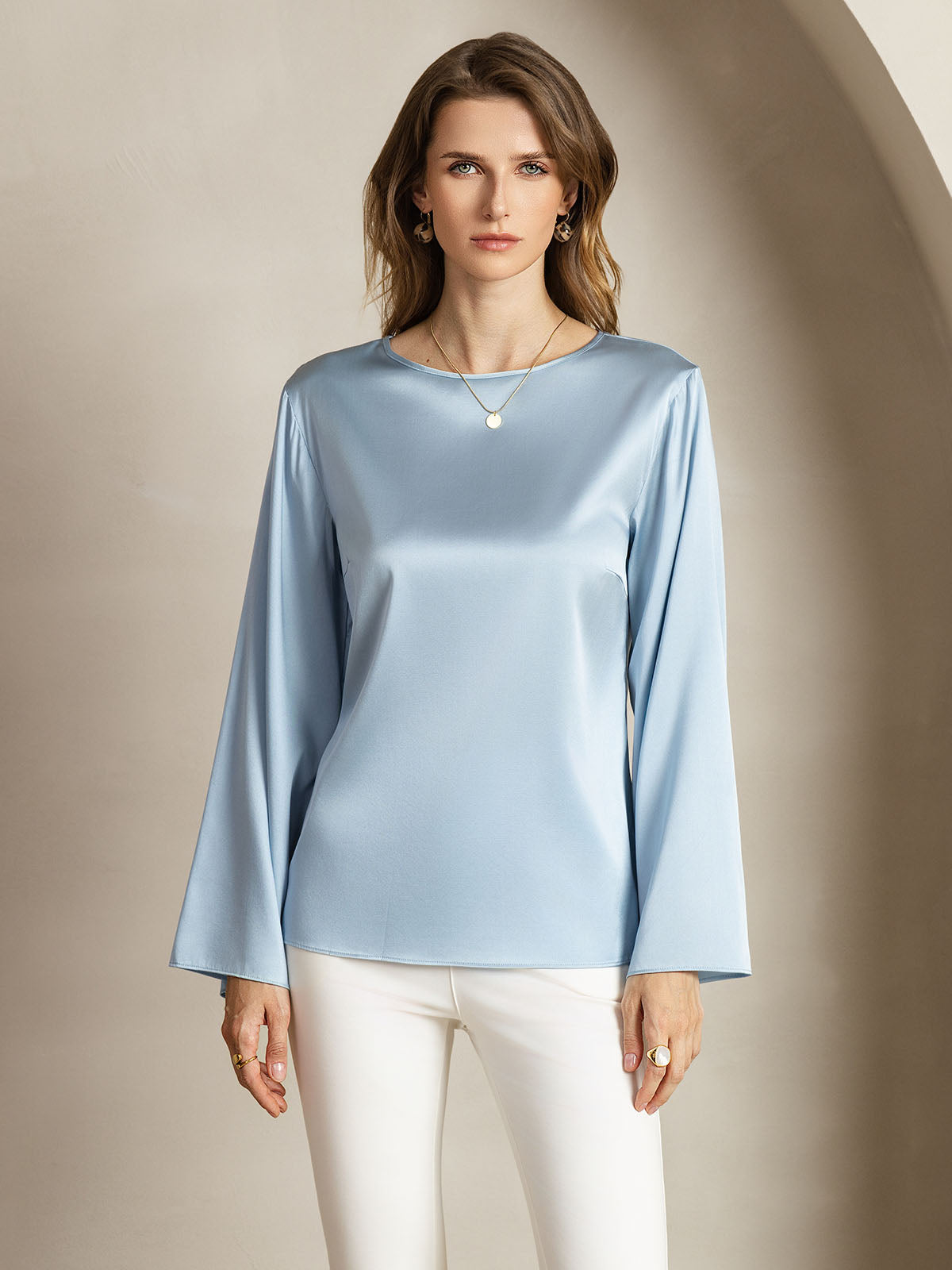 19Momme Silk Relaxed Long-sleeved Blouse