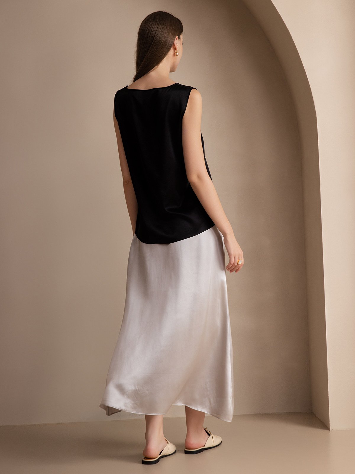 19Momme Silk Lounge Round Neck Tank Top