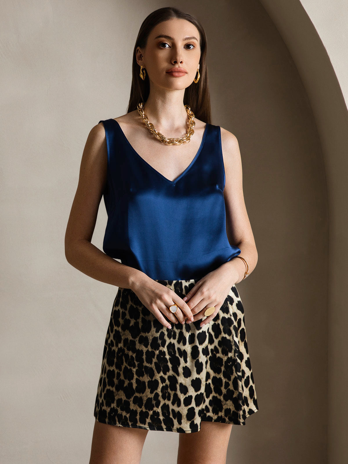 19Momme Silk V-neck Straps Tank Top