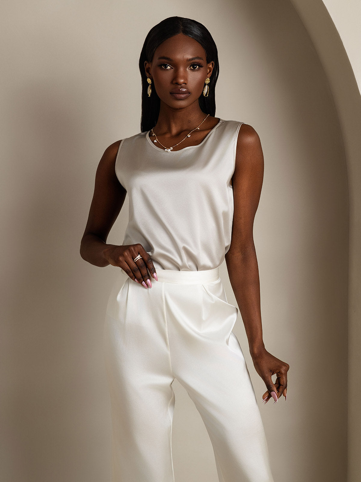 19Momme Silk Lounge Round Neck Tank Top