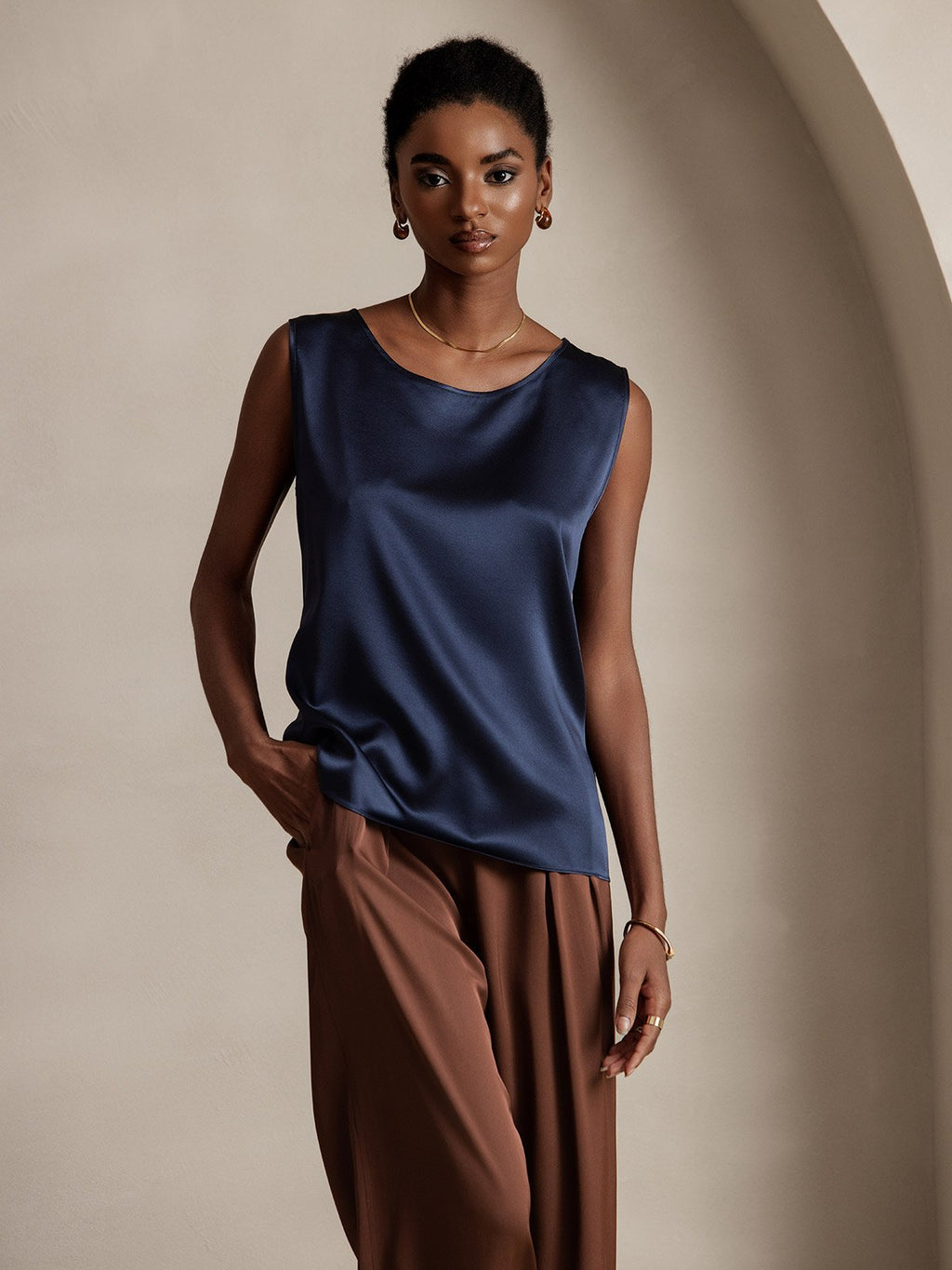 19Momme Silk Lounge Round Neck Tank Top
