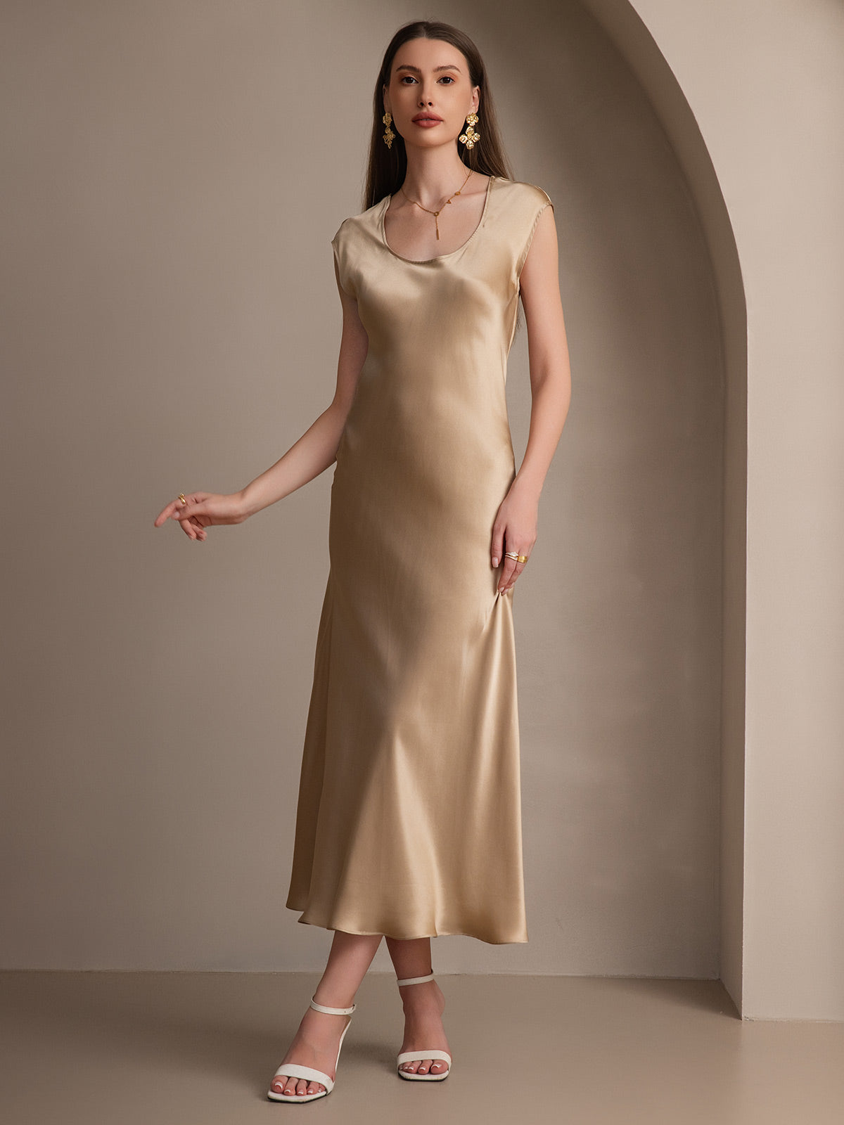 19Momme Silk U-neck Sleeveless Dress