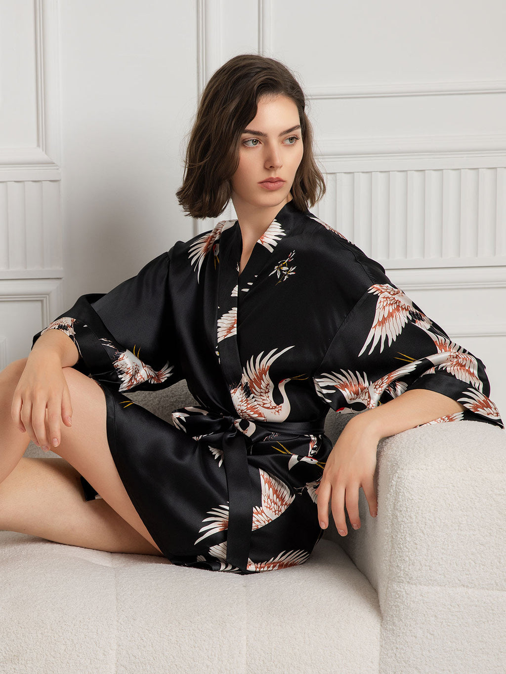 19Momme Women's Silk Crane Print Short Kimono Robe