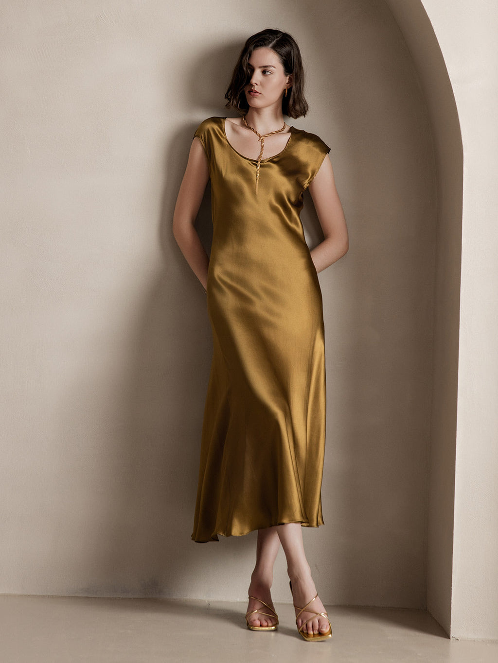 19Momme Silk U-neck Sleeveless Dress
