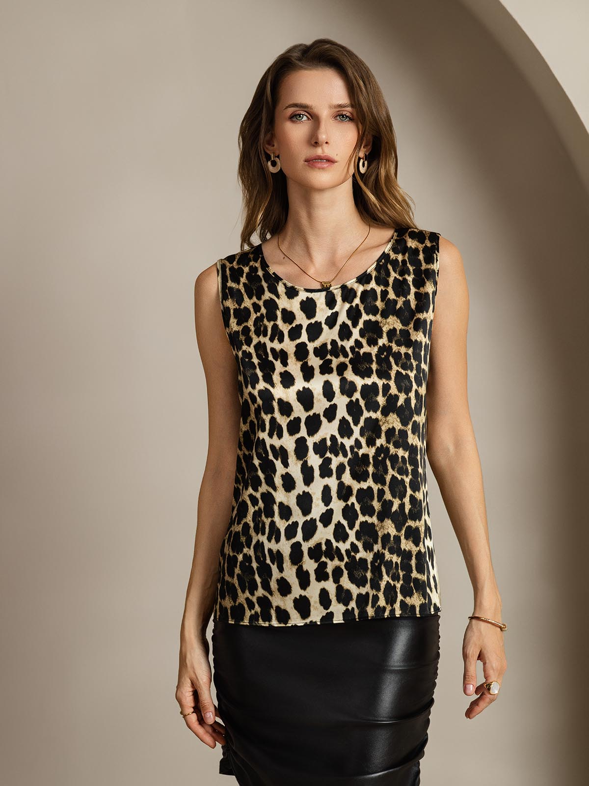 19Momme Silk Lounge Round Neck Tank Top
