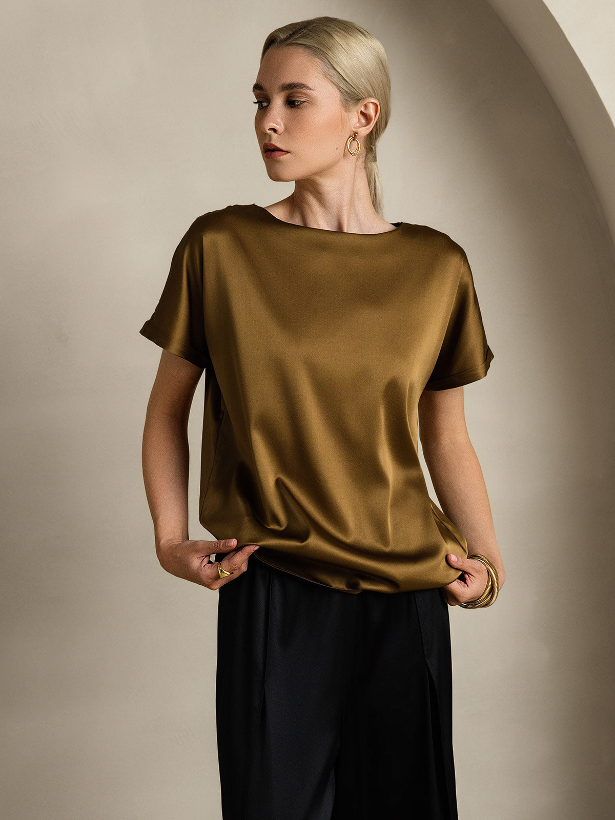 19Momme Silk Classic Casual Short Sleeve T-Shirt