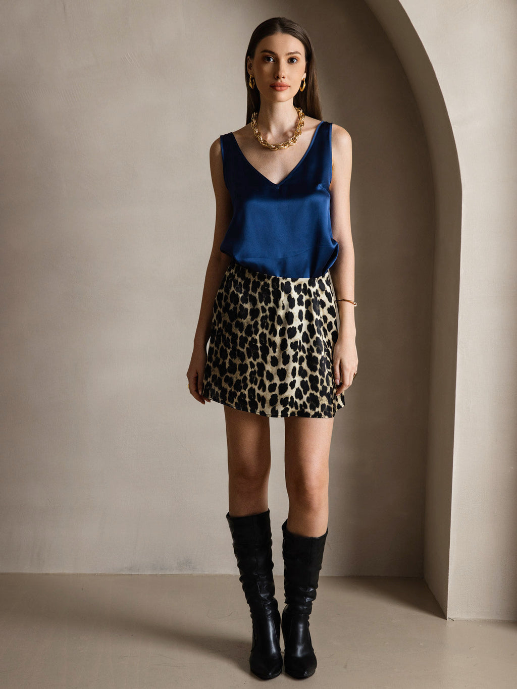 19Momme Silk V-neck Straps Tank Top