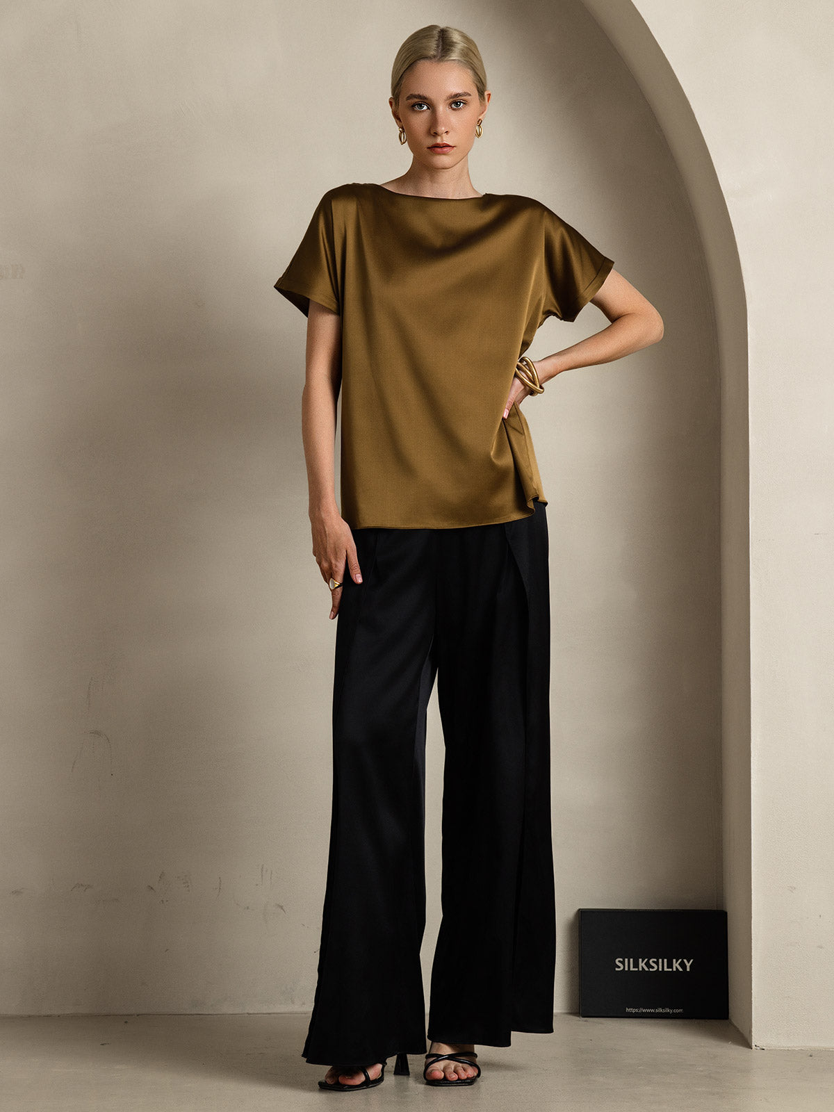 19Momme Silk Classic Casual Short Sleeve T-Shirt