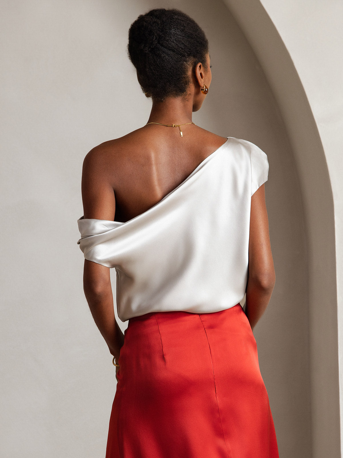 19Momme Silk Chic One-Shoulder Blouse