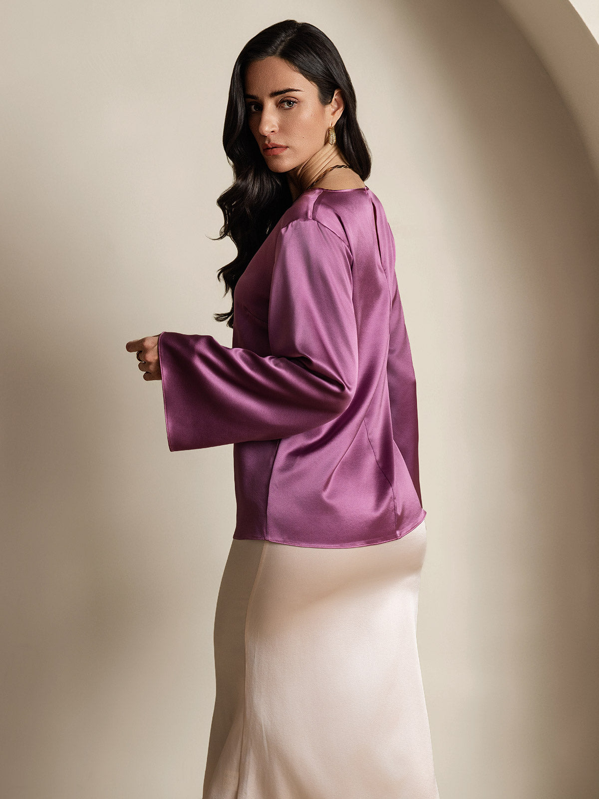 19Momme Silk Relaxed Long-sleeved Blouse