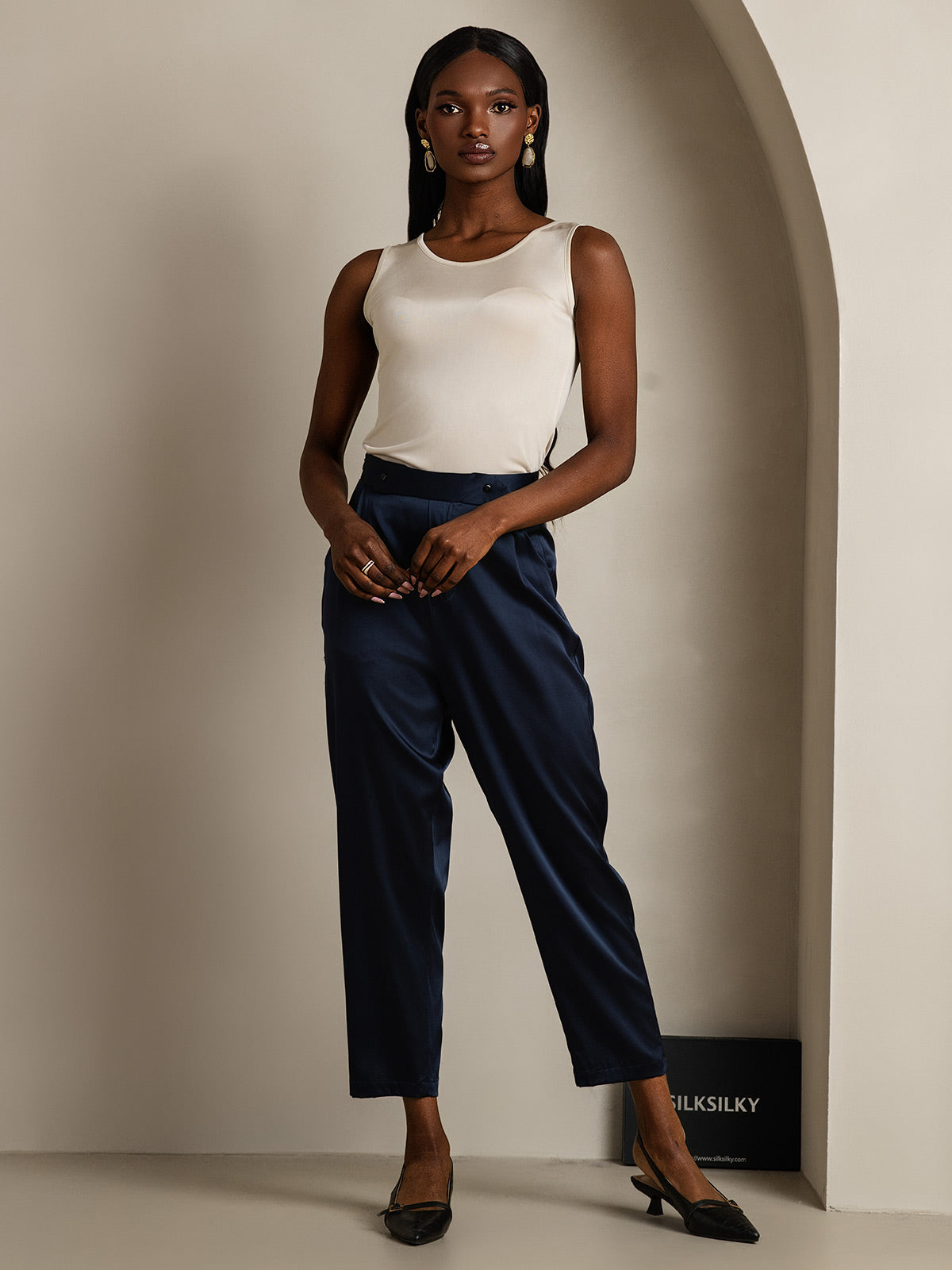 Silk Knitted Lounge Round-Neck Tank Top