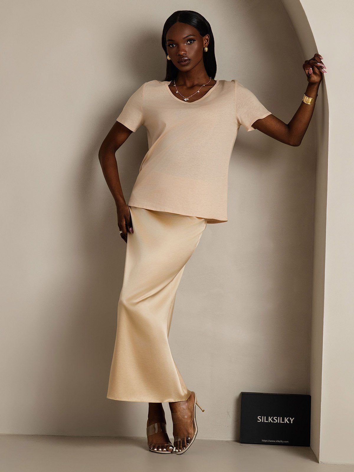 Silk Blend V-neck Women's T-Shirt