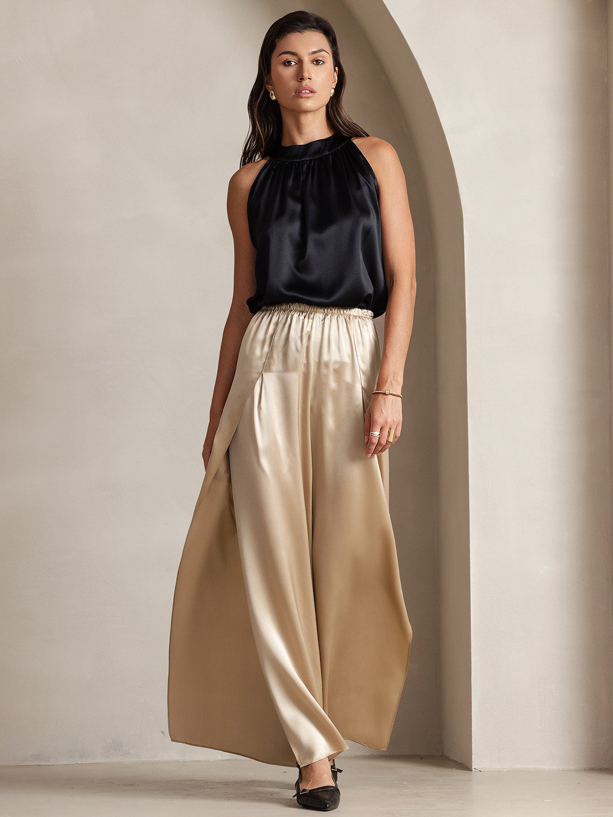 19Momme Silk Relaxed Sleeveless Halter Top