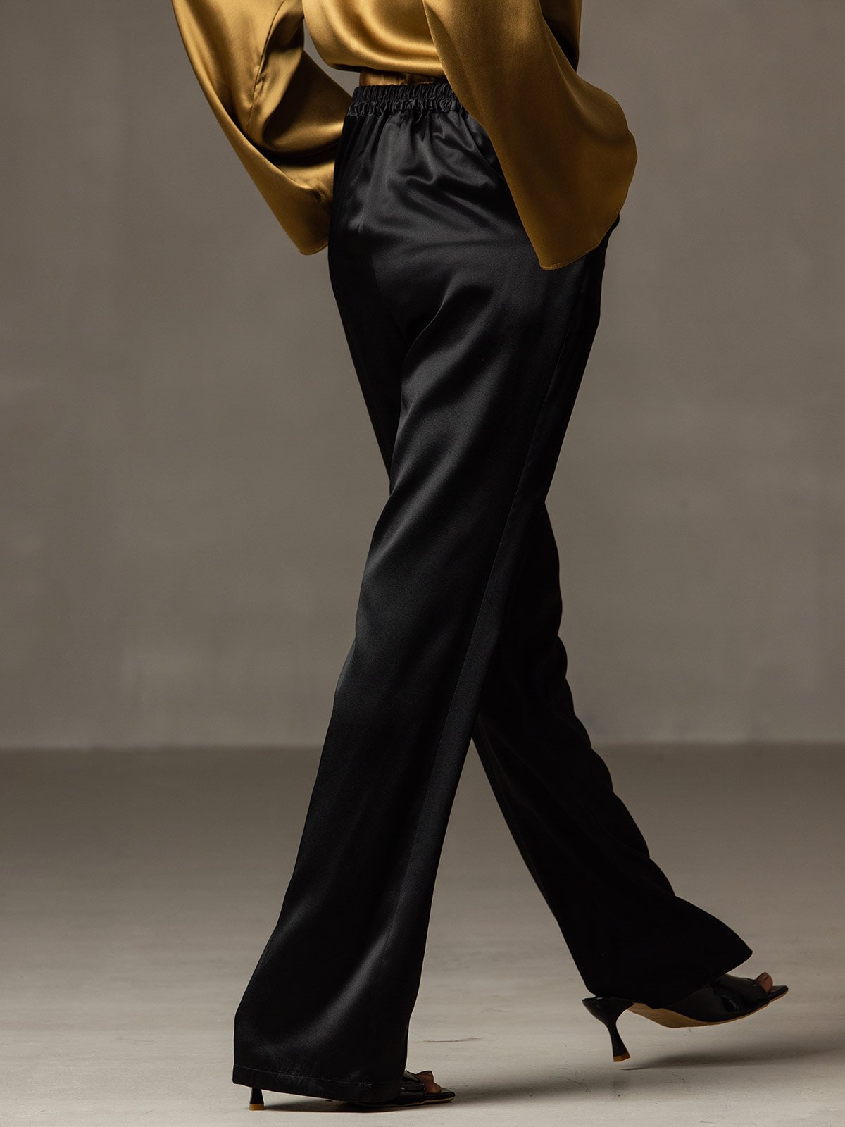 Women's 19Momme Silk High Waist Pants with Back Elastic Waist Design