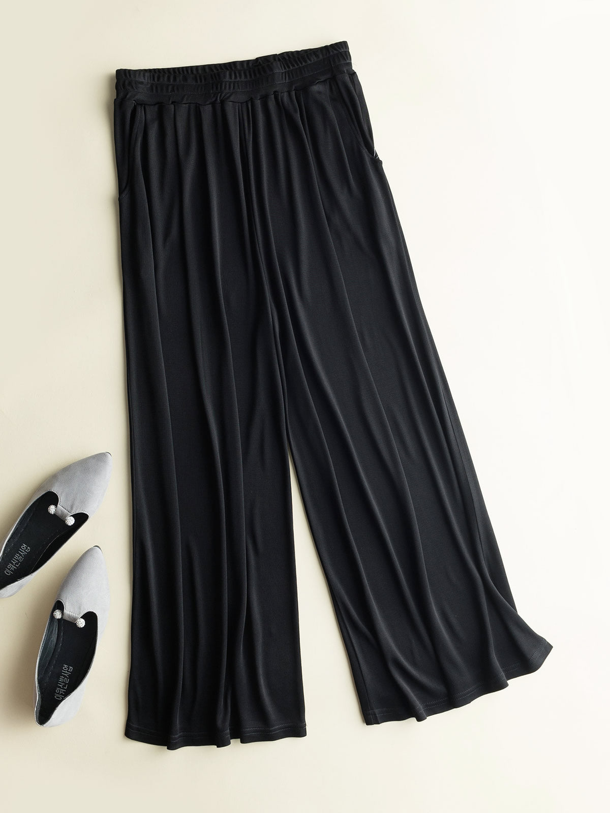 Women's Silk Knitted Wide Leg Cropped Pants