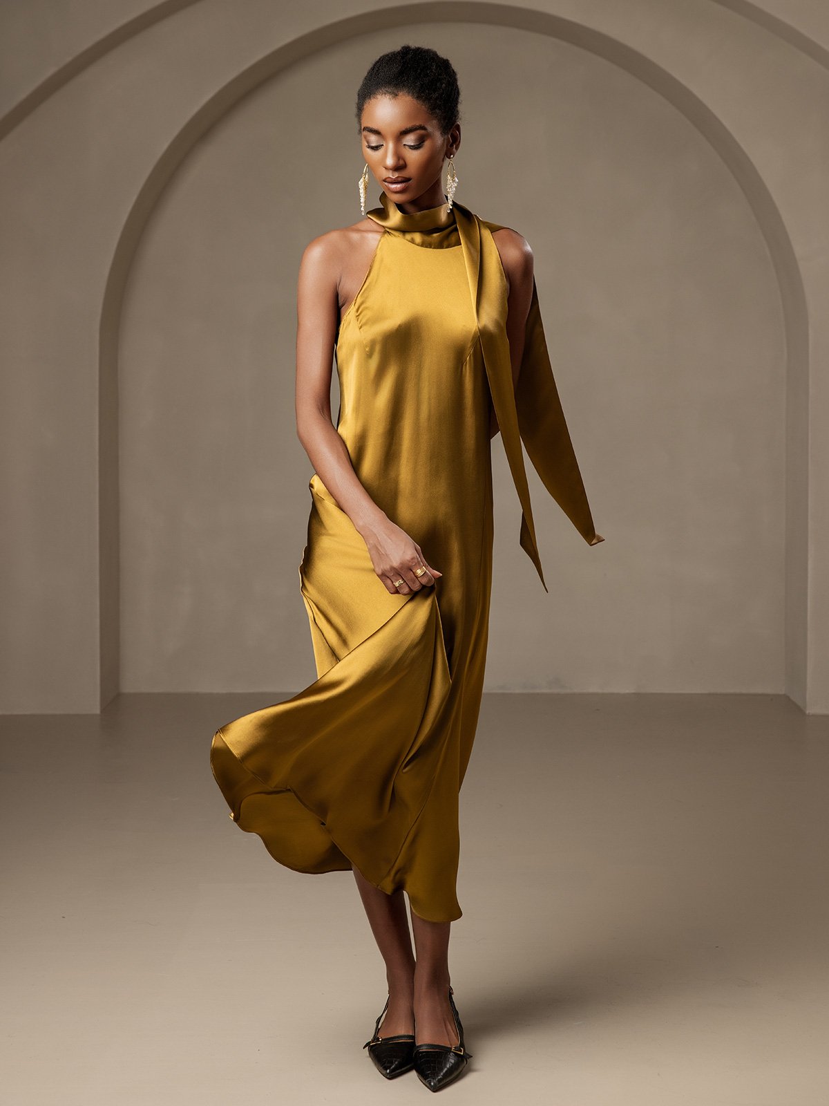 19Momme Silk Tie Neck Maxi Dress