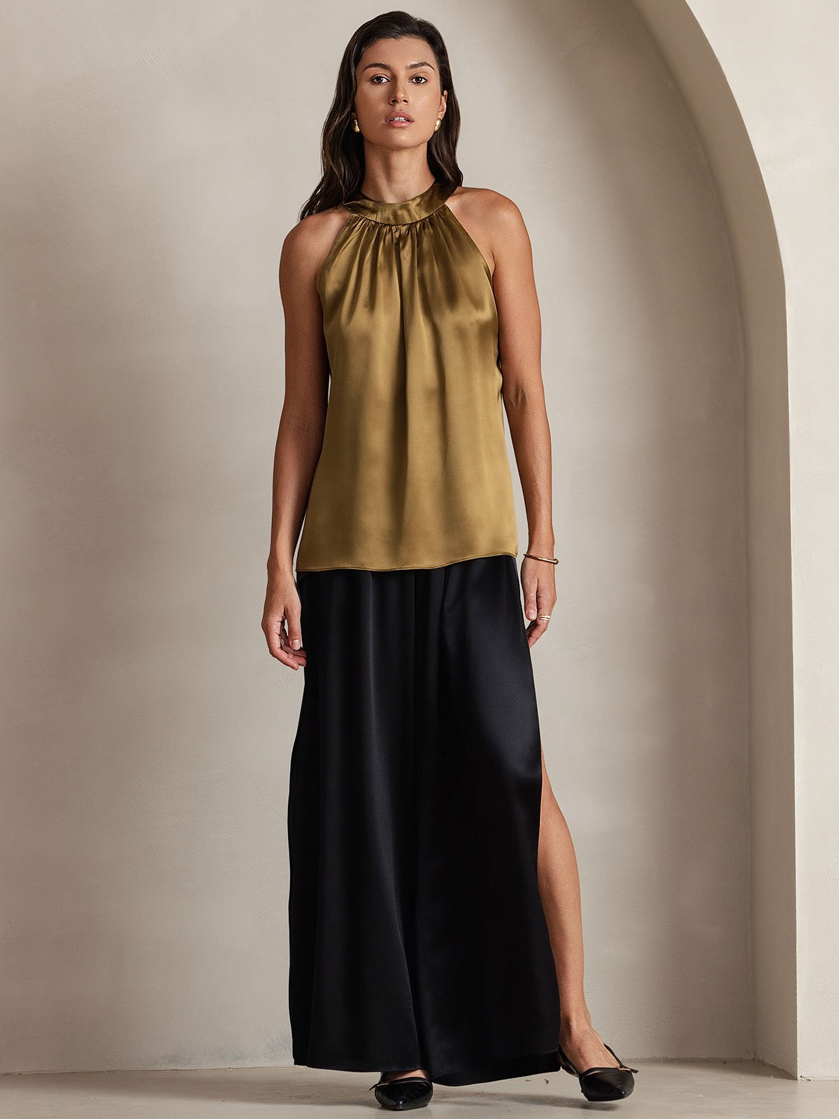 19Momme Silk Relaxed Sleeveless Halter Top