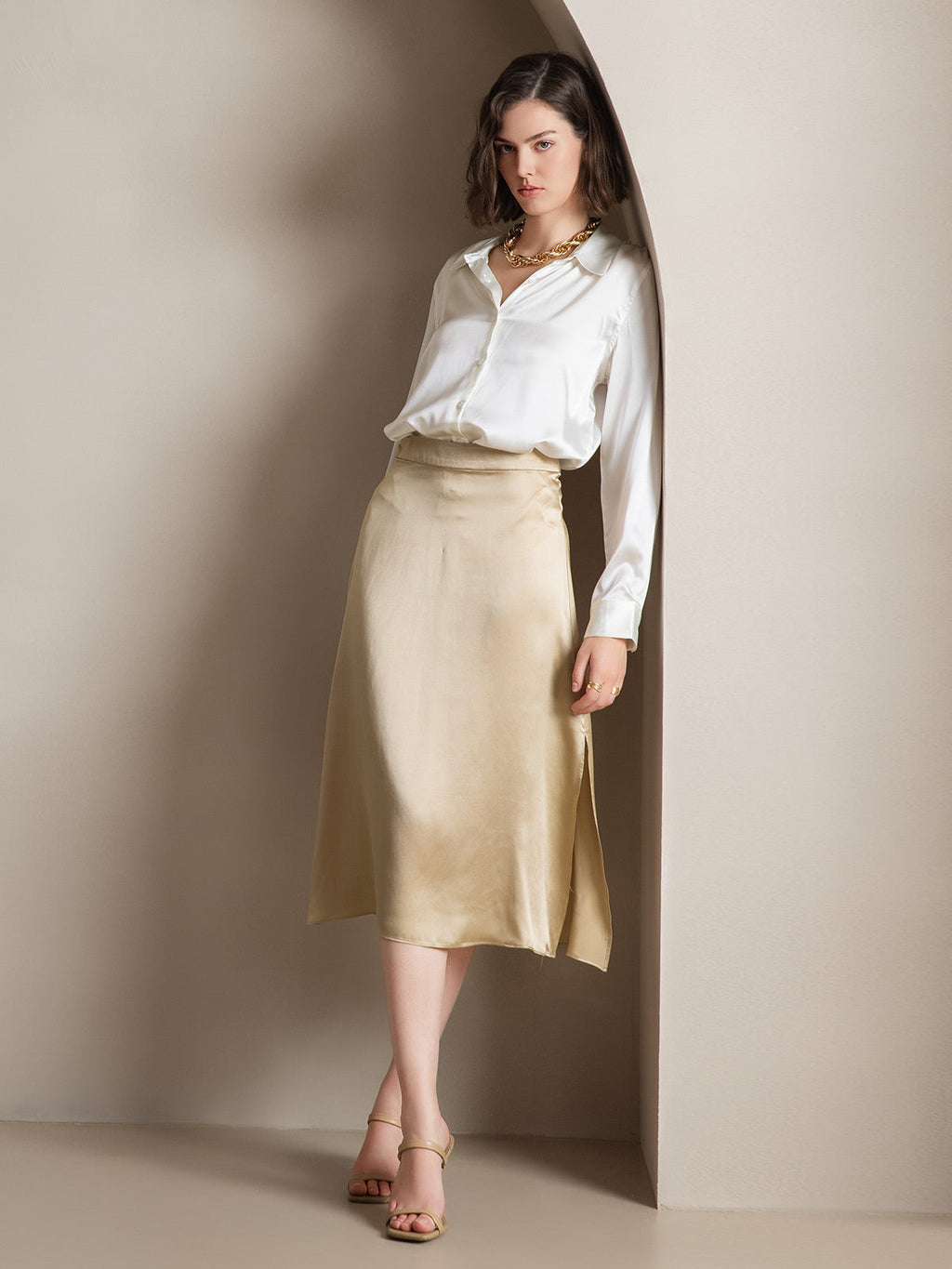 19Momme Silk A Line Long Slit Skirt with Zipper Design