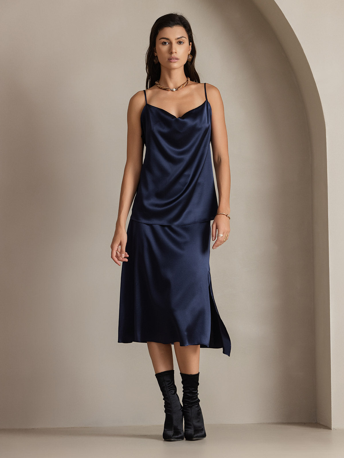 19Momme Silk A Line Long Slit Skirt with Zipper Design