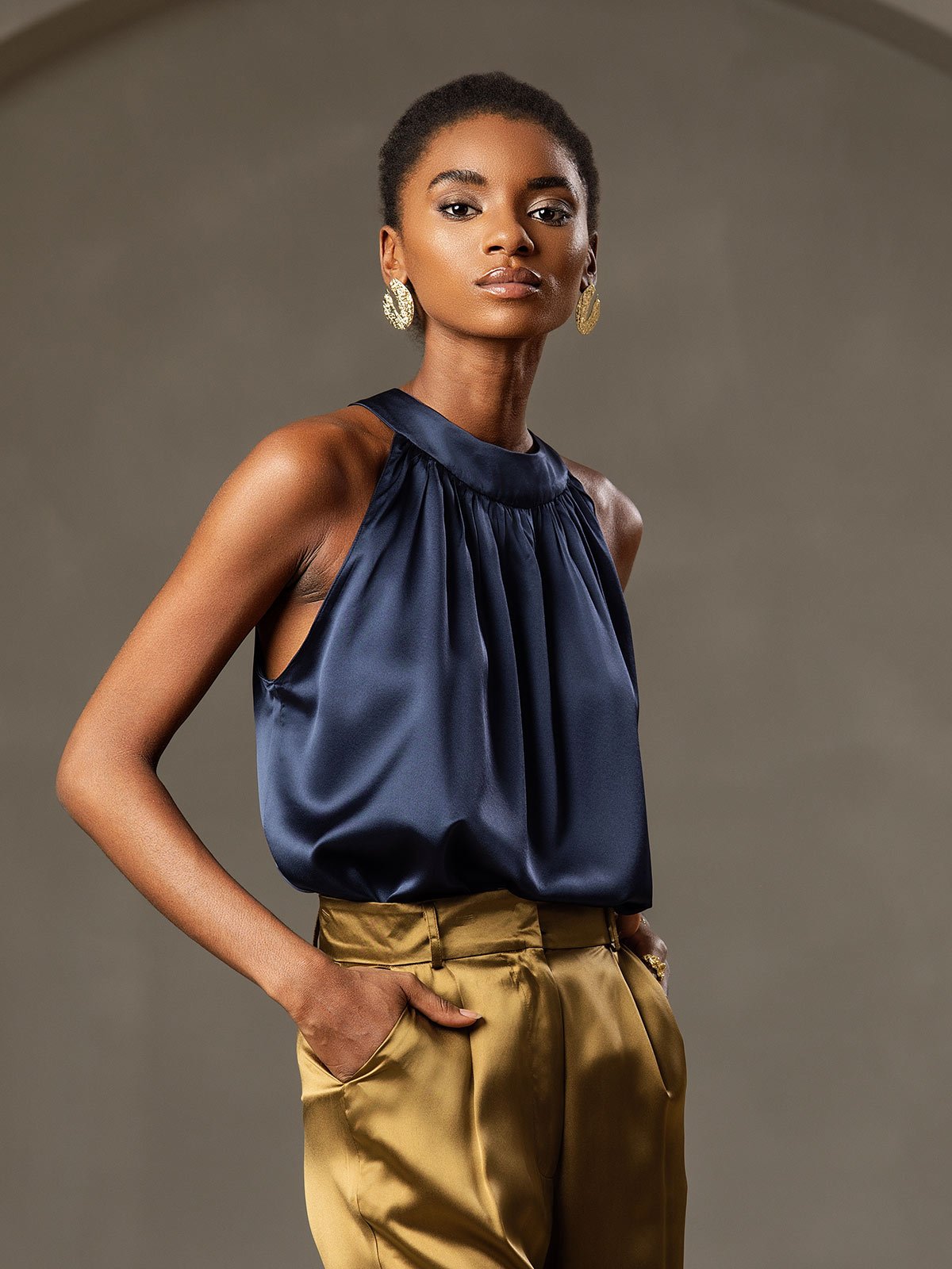 19Momme Silk Relaxed Sleeveless Halter Top