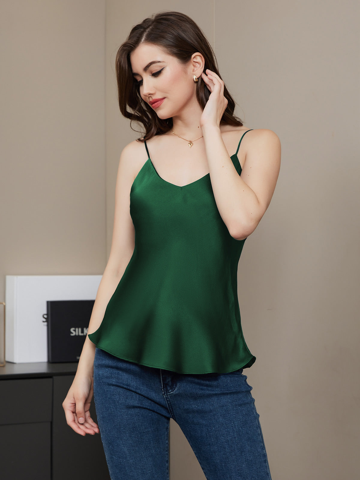 Pure silk V-neck Spaghetti straps camisole