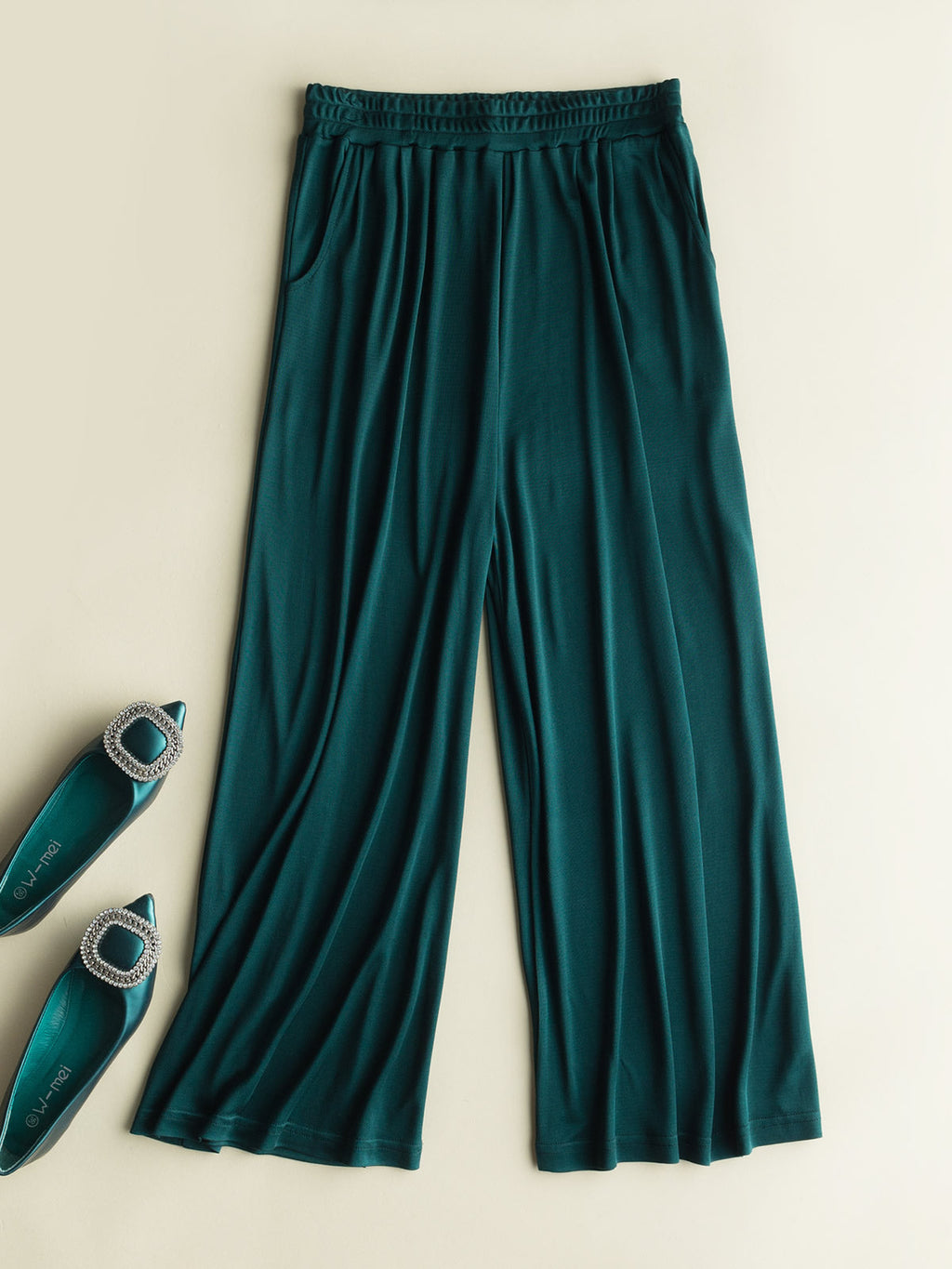 Women's Silk Knitted Wide Leg Cropped Pants