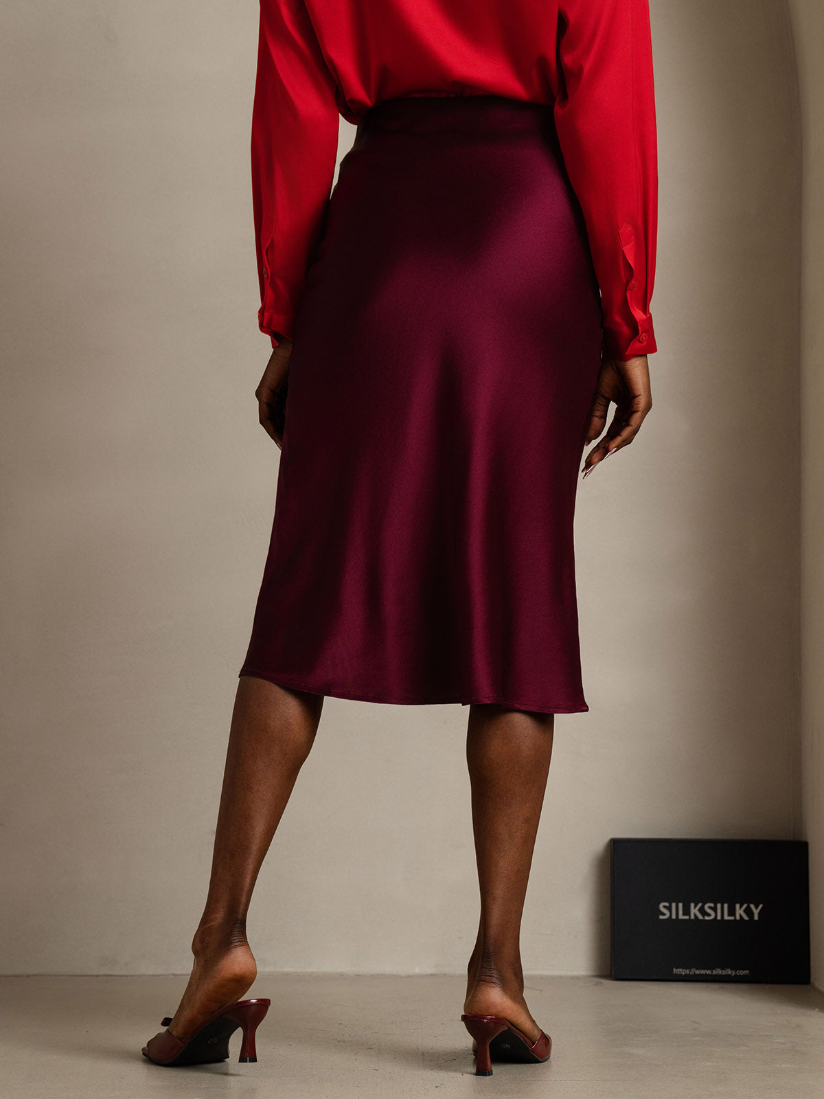 19Momme Pure Silk Long Straight Skirt with Stretch Waist Design
