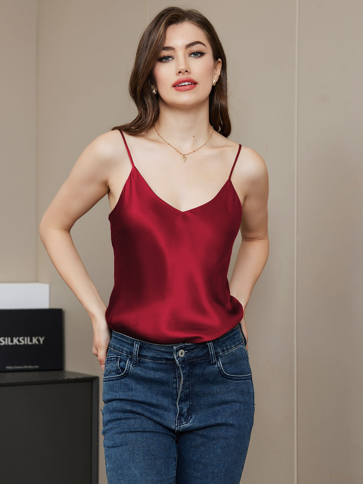 Pure silk V-neck Spaghetti straps camisole