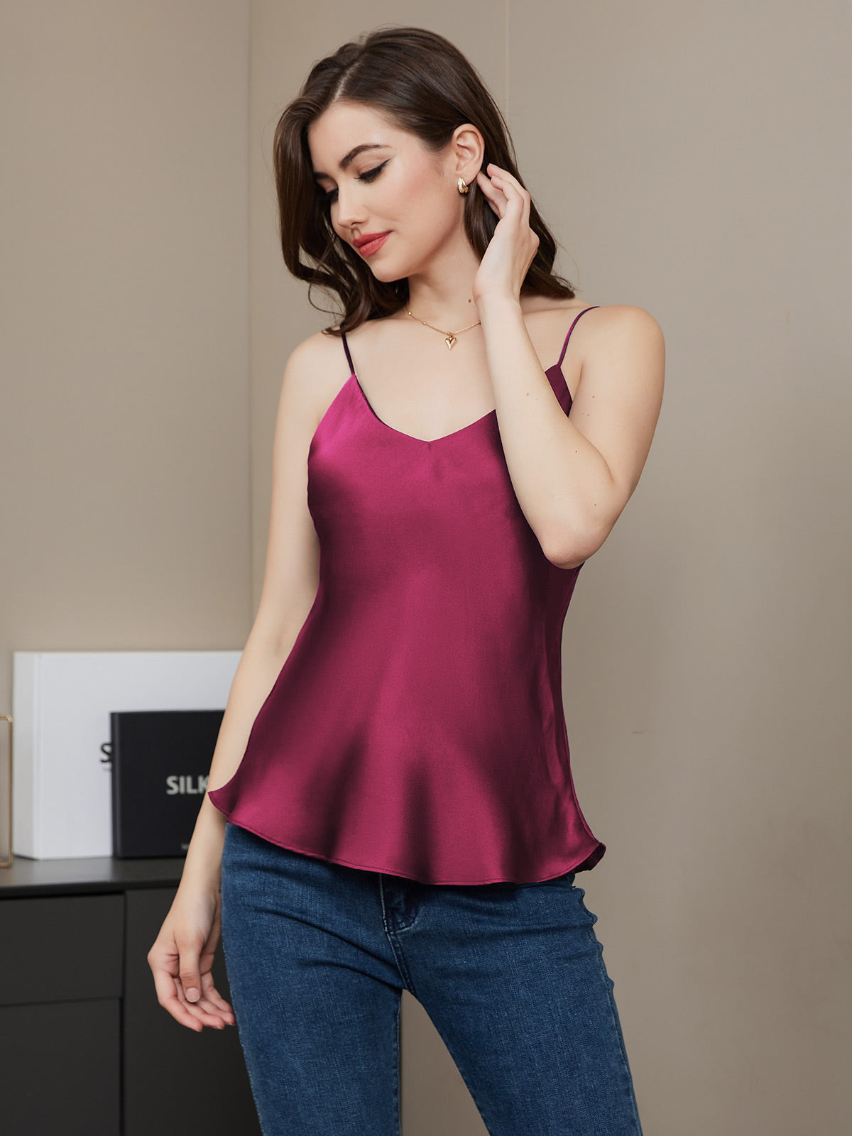 Pure silk V-neck Spaghetti straps camisole