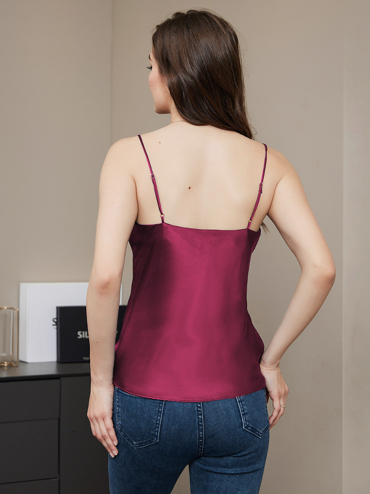 Pure silk V-neck Spaghetti straps camisole